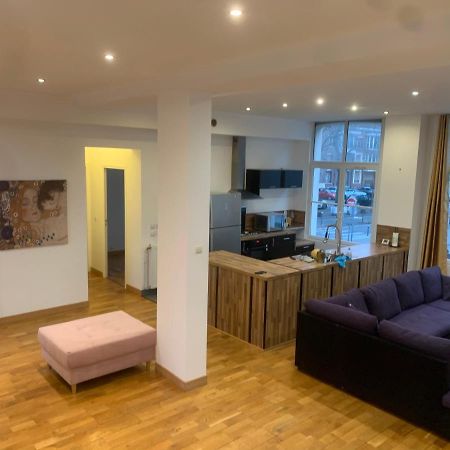 Spacieux 100 M2 Pour 7 Personnes En Plein Centre-Ville 里尔 外观 照片